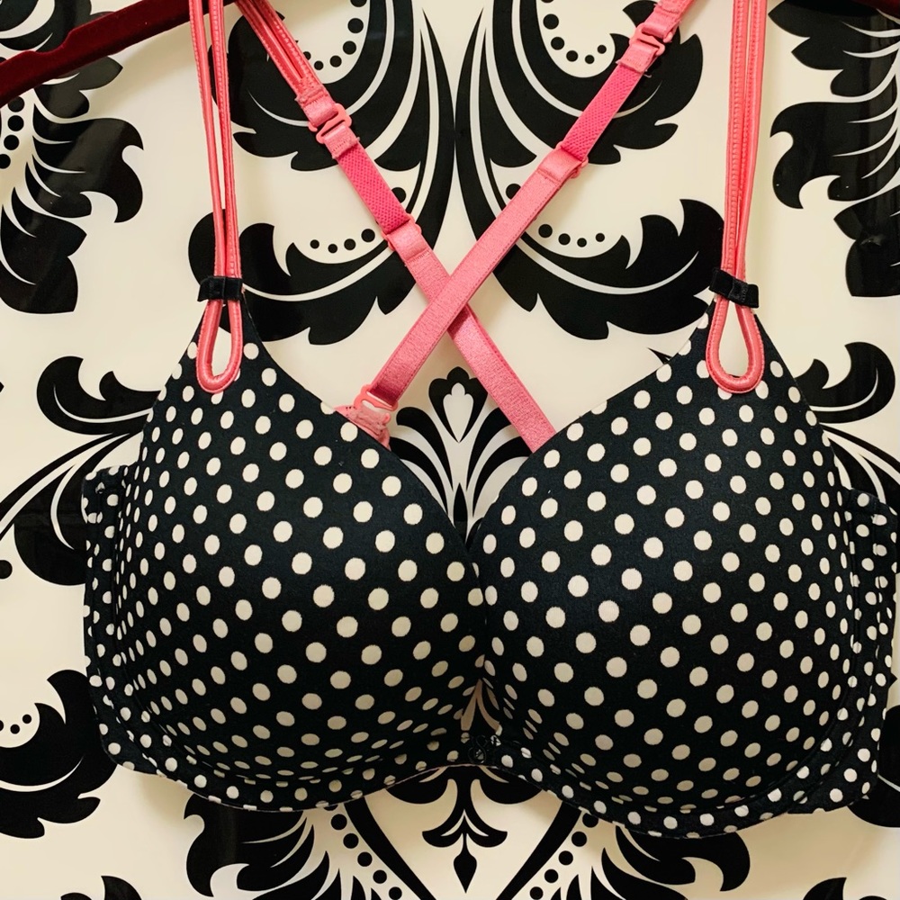 Victoria’s Secret Sexy little thing 34C